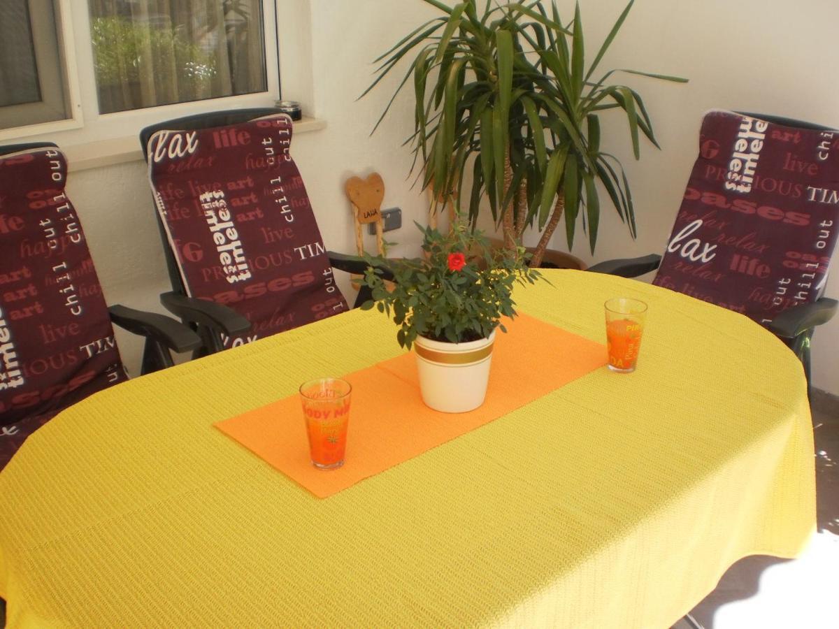Apartment Lana Omiš Екстериор снимка
