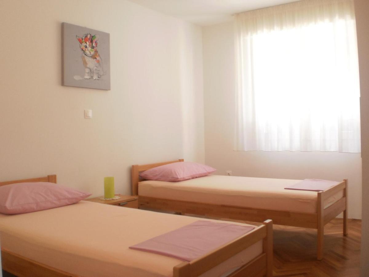 Apartment Lana Omiš Екстериор снимка
