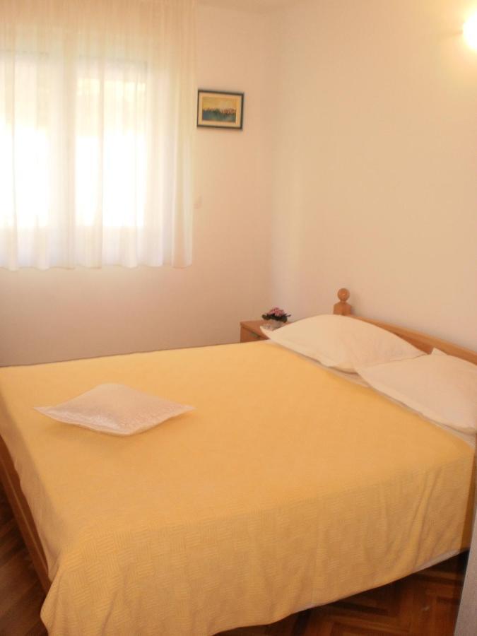 Apartment Lana Omiš Екстериор снимка